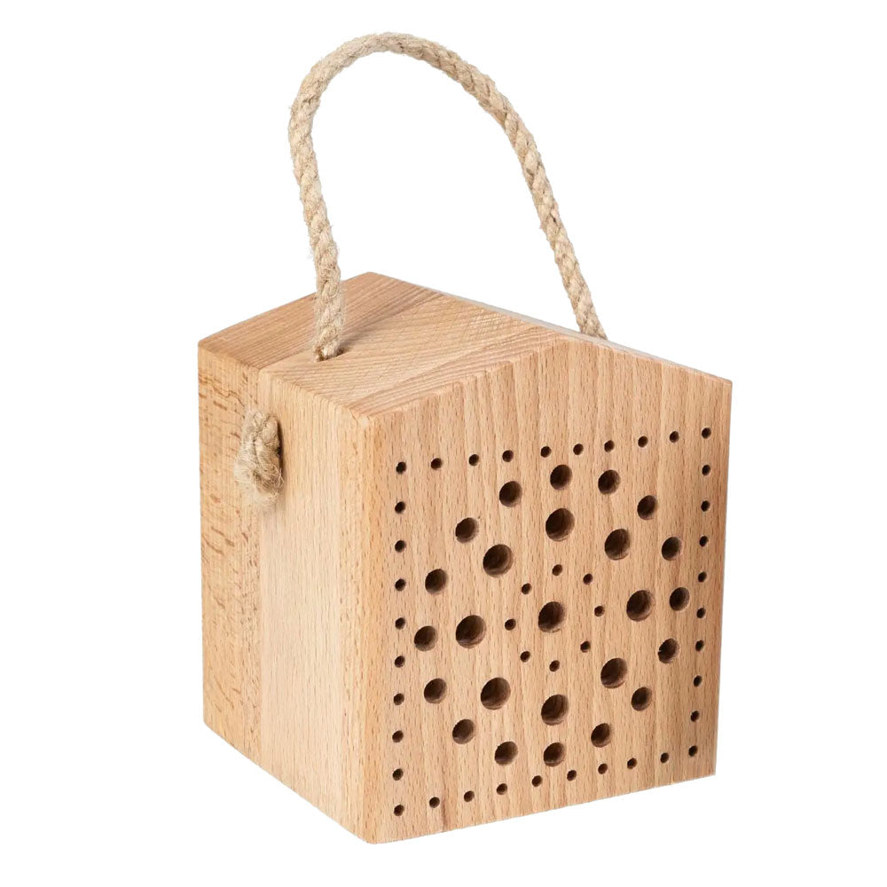 Insektenhotel aus Ahornholz